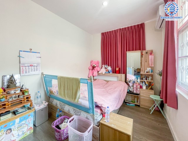 *****บ้านเดี่ยวมือสองย่านนนทบุรี ม.โฮมเพลส รัตนาธิเบศร์ เนื้อที่จัดเต็มถึง 54 ตร.ว. ฟังก์ชั่นพร้อมถึง 4 ห้องนอน 3 ห้องน้ำ 2 ที่จอดรถ แถมฟรี! 3 เครื่องปรับอากาศ และ 2 เครื่องทำน้ำอุ่น บนทำเลศักยภาพ เพียง 12 นาทีก็ถึงรถไฟฟ้าสายสีม่วง "สถานีบางพลู" จองเลย!